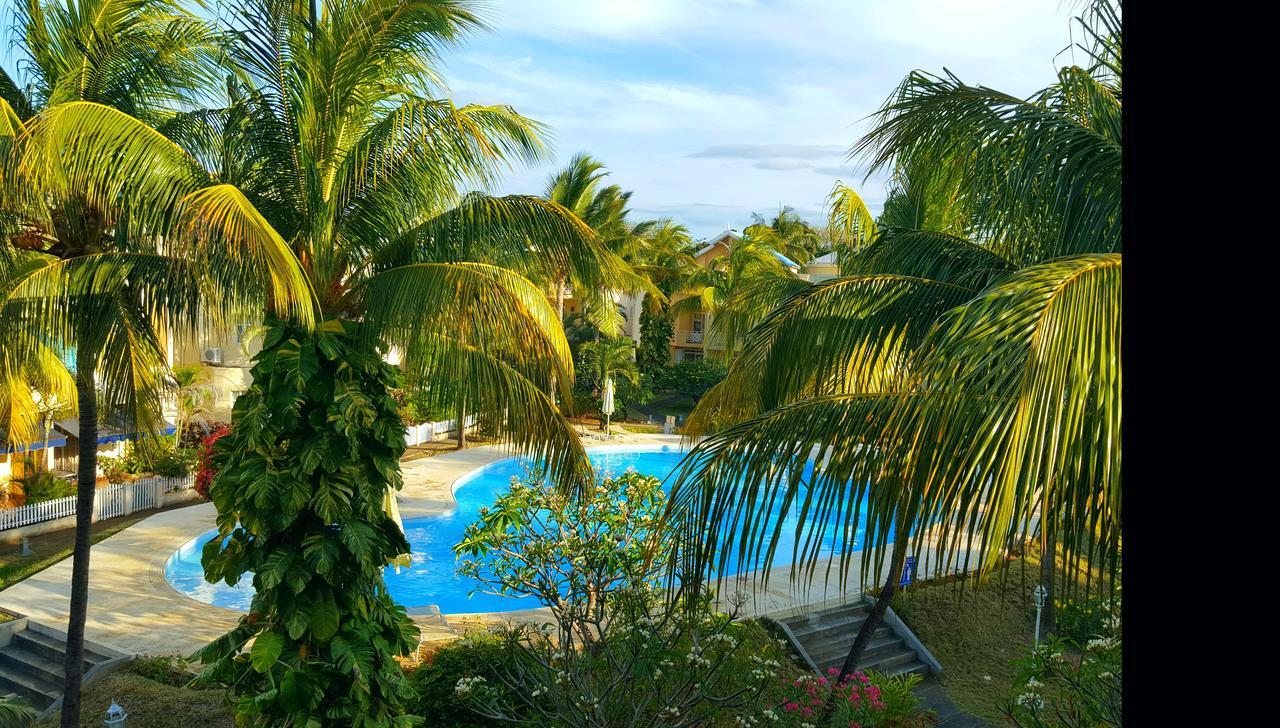Villa In Le Tamier, 4 Bedrooms, 300M Flic En Flac Beach Екстериор снимка
