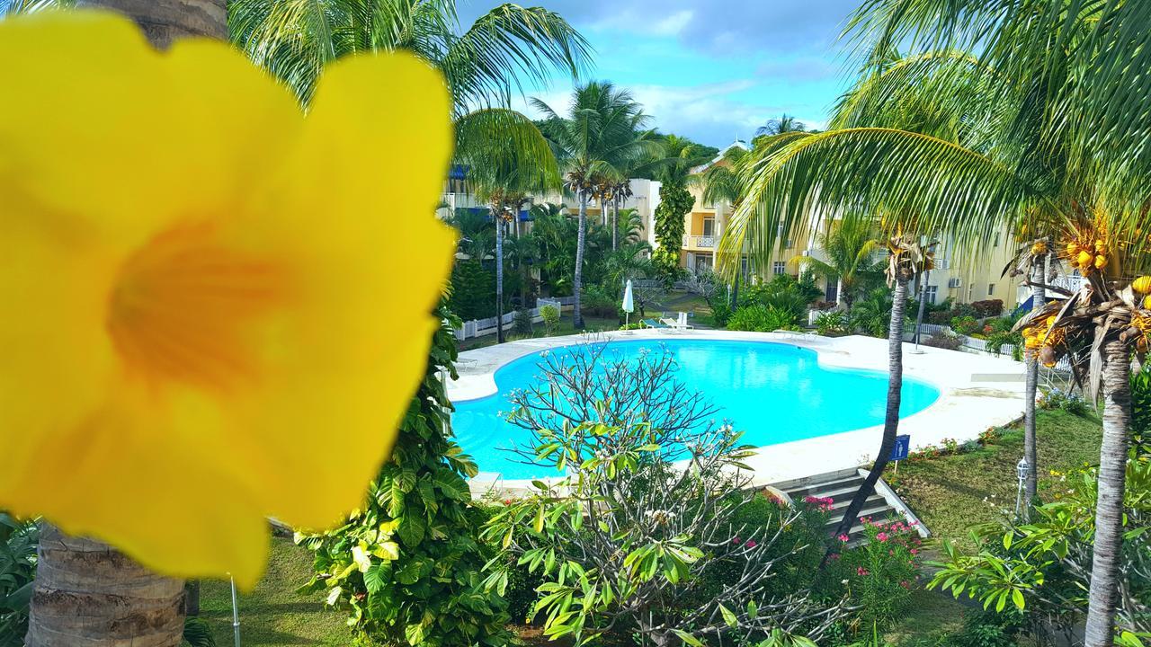 Villa In Le Tamier, 4 Bedrooms, 300M Flic En Flac Beach Екстериор снимка